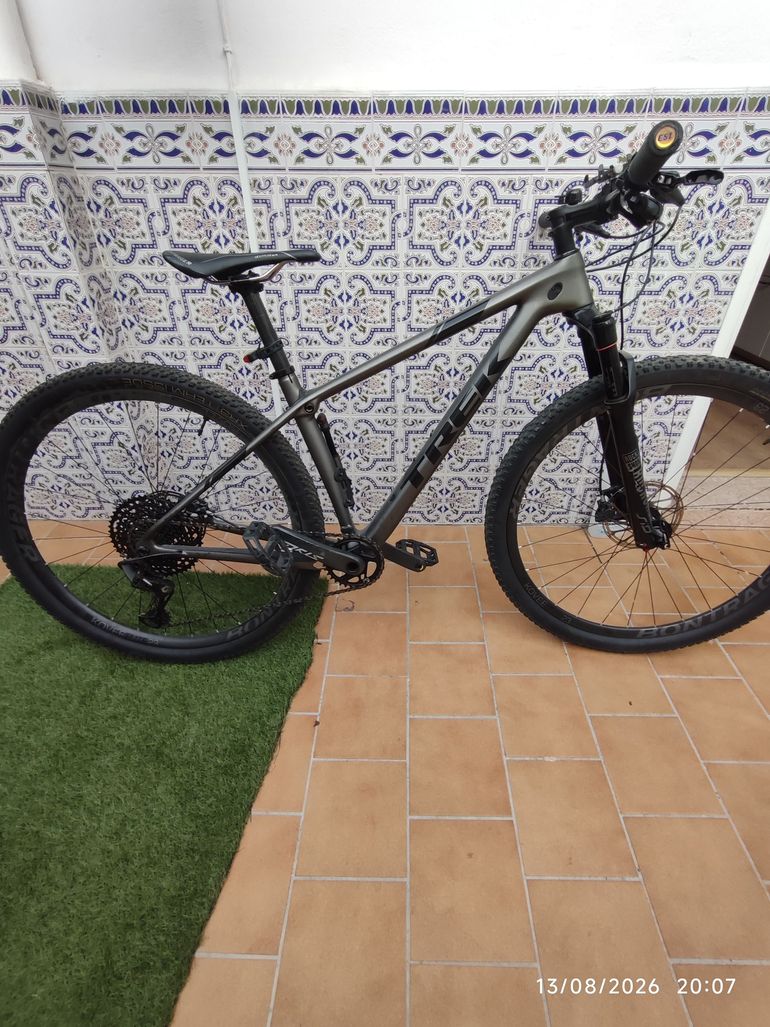 Używany Trek Procaliber 9.8 SL 2019 2019 Mountainbike — zdjęcie 6 z 10