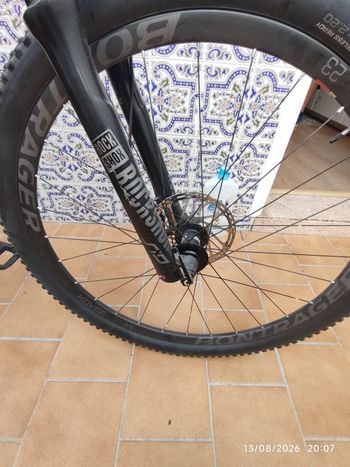 Używany Trek Procaliber 9.8 SL 2019 2019 Mountainbike — zdjęcie 3 z 10