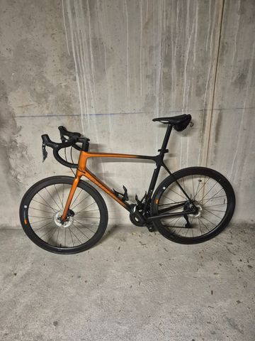 Used Giant TCR Advanced Pro Disc 0 Di2 2023 2023 Road & Gravel