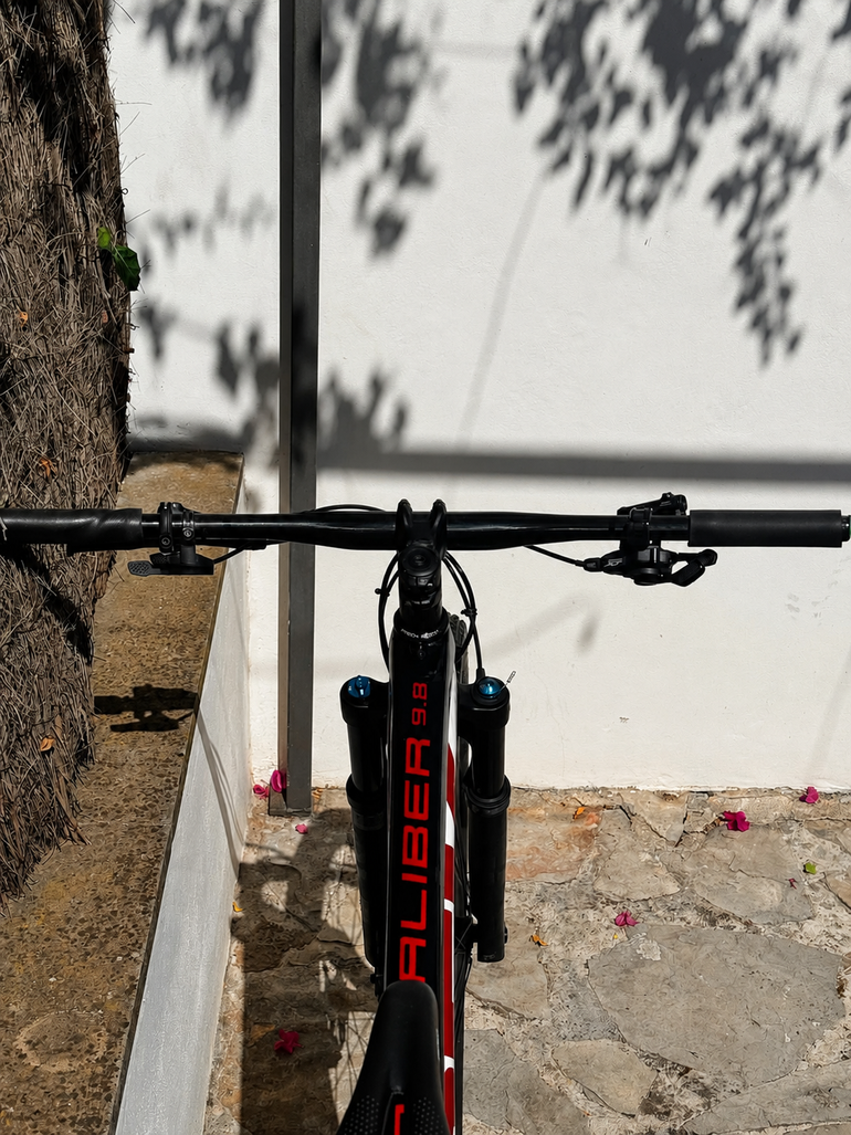 Gebrauchtes Trek Procaliber 9.8 2021 2021 Mountainbike, Weiß, 29 — Bild 5 von 11