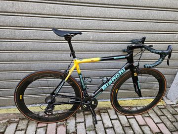 Used Bianchi Specialissima Super Record 2018 2018 Road & Gravel, Black — image 11 of 53