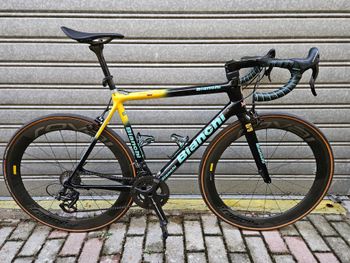 Używany Bianchi Specialissima Super Record 2018 2018 Road & Gravel — zdjęcie 13 z 34