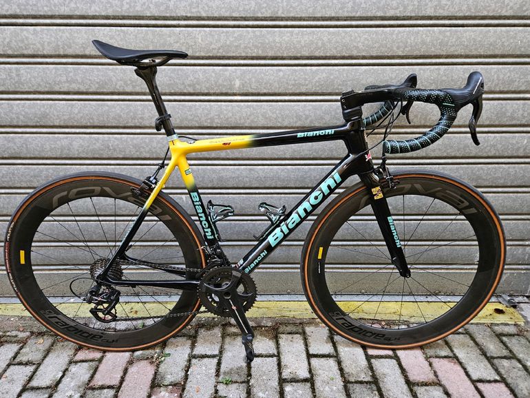 Używany Bianchi Specialissima Super Record 2018 2018 Road & Gravel — zdjęcie 13 z 34