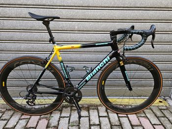 Używany Bianchi Specialissima Super Record 2018 2018 Road & Gravel — zdjęcie 9 z 34