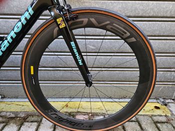 Używany Bianchi Specialissima Super Record 2018 2018 Road & Gravel — zdjęcie 2 z 34