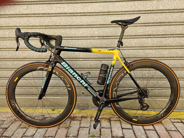 Used Bianchi Specialissima Super Record 2018 2018 Road & Gravel, Black — image 35 of 53