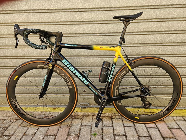 Used Bianchi Specialissima Super Record 2018 2018 Road & Gravel, Black — image 36 of 53