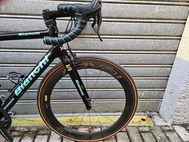 Używany Bianchi Specialissima Super Record 2018 2018 Road & Gravel — zdjęcie 25 z 34