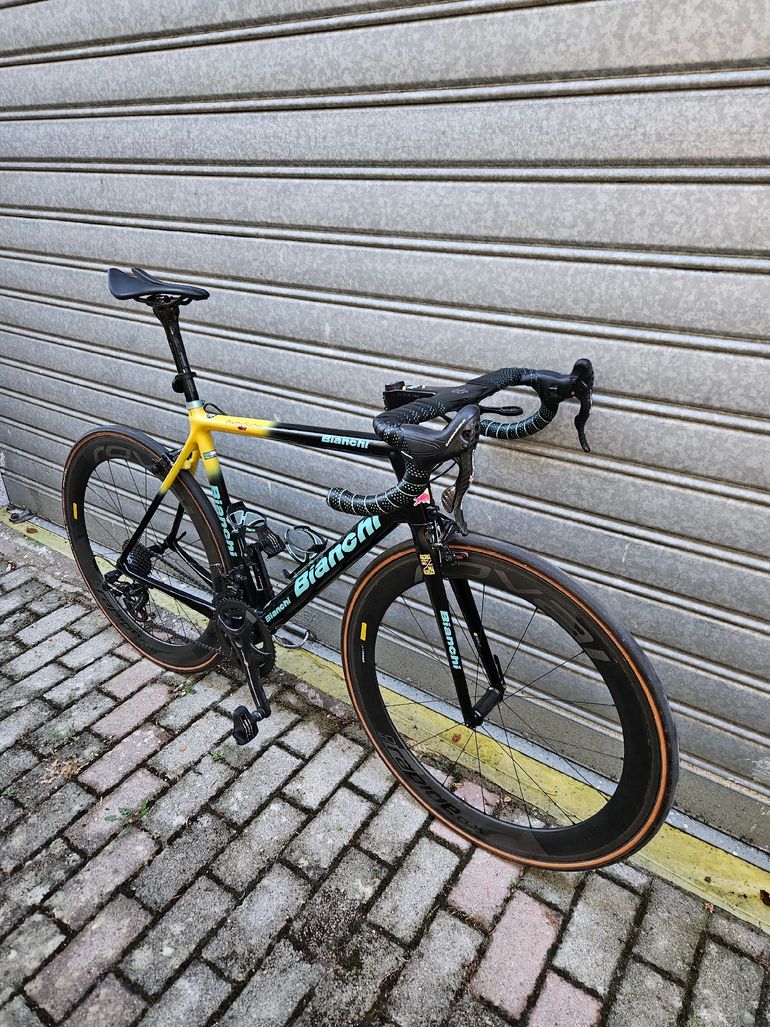 Używany Bianchi Specialissima Super Record 2018 2018 Road & Gravel — zdjęcie 27 z 34