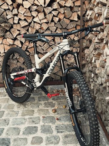 Used Commencal Clash JR 27, 5 2021 Youth, White — image 3 of 4