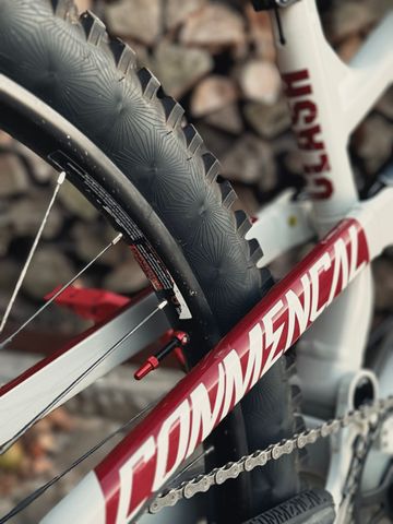 Used Commencal Clash JR 27, 5 2021 Youth, White — image 4 of 4