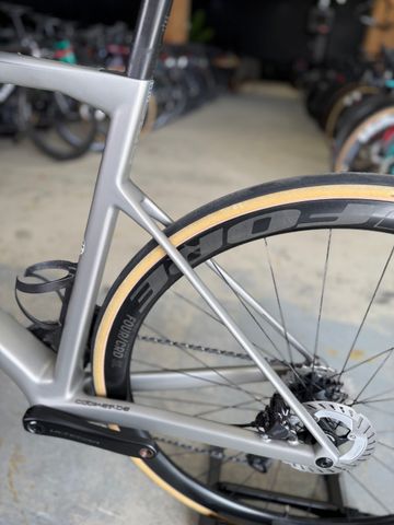 BMC Teammachine SLR 01 FIVE 2022 2022 Road & Gravel usato, Grigio chiaro — immagine 22 di 22