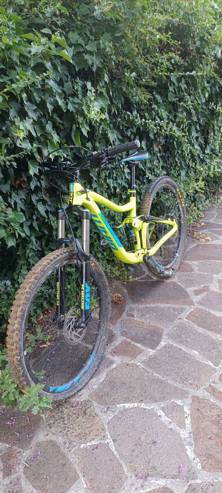 Gebrauchtes Giant Trance 2 2017 2017 Mountainbike, Blau, 27.5 — Bild 8 von 11