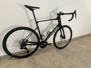 Używany Giant Defy Advanced 2 2025 | Di2 2025 Road & Gravel — zdjęcie 2 z 10