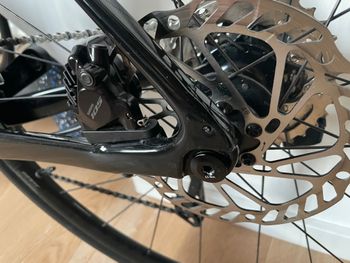 Używany Giant Defy Advanced 2 2025 | Di2 2025 Road & Gravel — zdjęcie 8 z 10