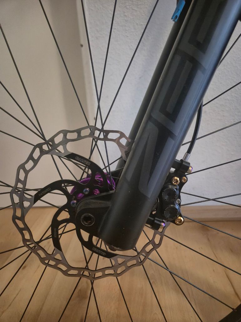 Orbea RALLON M-LTD 2023 2023 Mountainbike usato, Viola — immagine 4 di 14