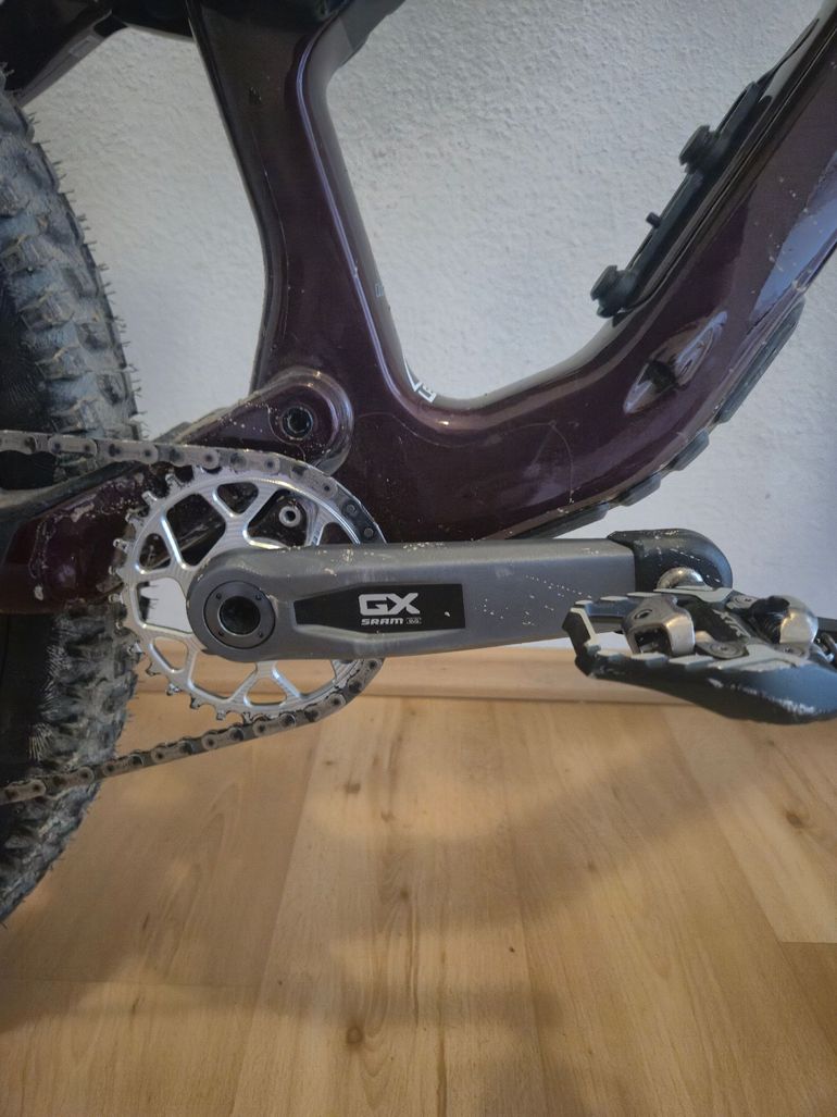 Orbea RALLON M-LTD 2023 2023 Mountainbike usato, Viola — immagine 7 di 14