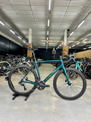 Used Bianchi Specialissima CV Di2 2024 2024 Road & Gravel