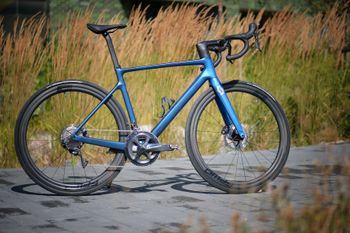 Gebrauchtes Scott Addict 30 2022 2022 Road & Gravel, Blau — Bild 1 von 8