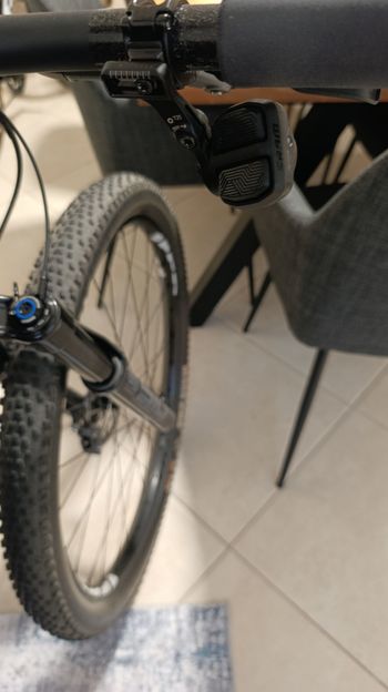 Scott Spark RC Team Issue 2026 2026 Mountainbike usato, Grigio chiaro — immagine 5 di 8