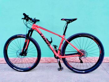Used Trek Superfly 7 2015 2015 Mountainbike, Orange, 27.5, 29 — image 1 of 6