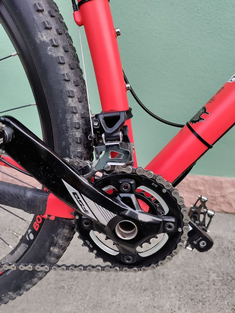 Used Trek Superfly 7 2015 2015 Mountainbike, Orange, 27.5, 29 — image 4 of 6