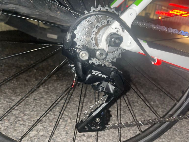 Used Saccarelli Custom Shimano 105 2024 Road & Gravel, White — image 2 of 4