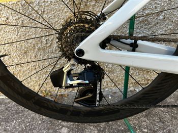 Used Scott Foil SRAM Red eTap AXS 2026 Road & Gravel, White — image 3 of 3