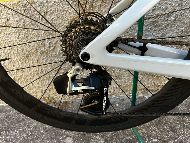 Used Scott Foil SRAM Red eTap AXS 2026 Road & Gravel, White — image 3 of 3