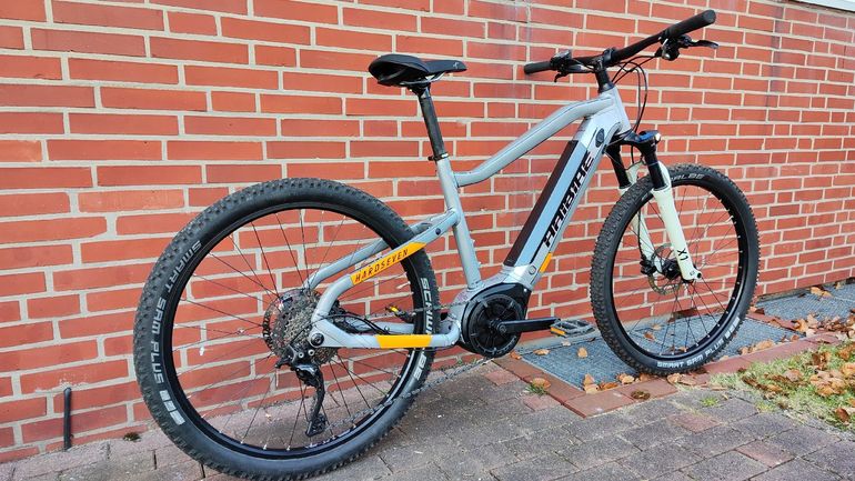 Used Haibike Hardseven Shimano Deore XT 2022 Mountainbike, Light Gray, 27.5 (650B) — image 4 of 9
