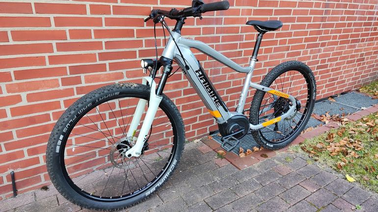 Used Haibike Hardseven Shimano Deore XT 2022 Mountainbike, Light Gray, 27.5 (650B) — image 6 of 9