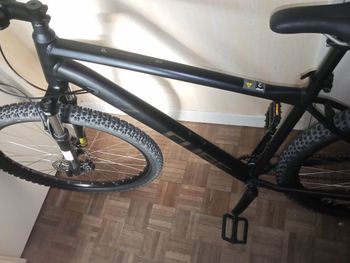 Käytetty DECATHLON Cube Aim Pro 2025 2025 Mountainbike — kuva 4 / 7