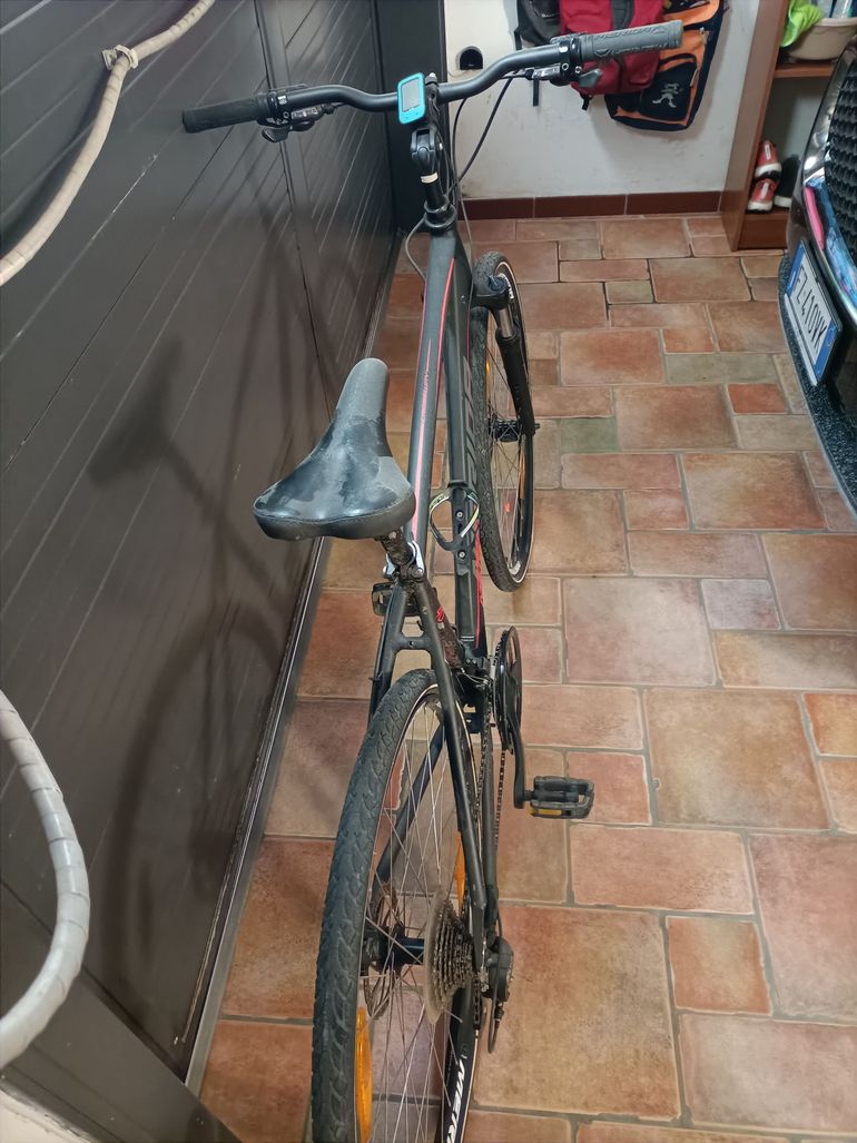 Gebrauchtes Merida CROSSWAY 40 2023 2023 Urban, Schwarz — Bild 8 von 8