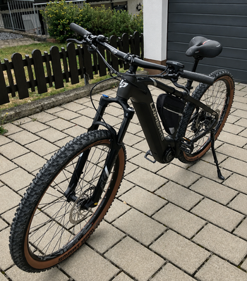 Lapierre Overvolt HT 8.6 2022 2022 Mountainbike usato, Nero — immagine 5 di 7