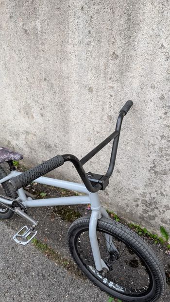 Used Wethepeople Custom 2021 Urban, Light Gray — image 3 of 10