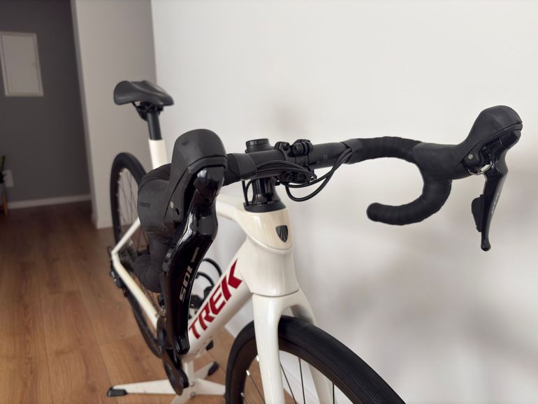Trek Domane SL 5 Gen 3 2023 2023 Road & Gravel usato, Bianco — immagine 7 di 10