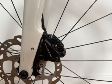Trek Domane SL 5 Gen 3 2023 2023 Road & Gravel usato, Bianco — immagine 10 di 10