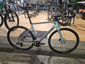 Gebrauchtes Scott Addict 10 2024 2024 Road & Gravel, Hellgrau — Bild 1 von 4