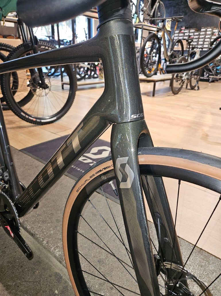 Gebrauchtes Scott Addict 10 2024 2024 Road & Gravel, Schwarz — Bild 5 von 5