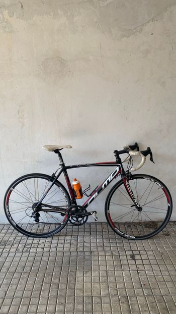 Used Olmo Custom Campagnolo Veloce 2013 Road & Gravel, Red — image 1 of 6