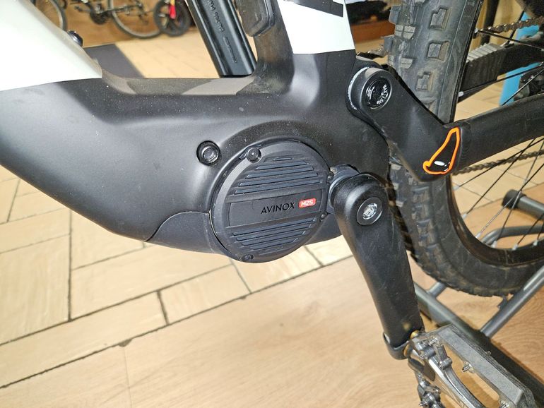 Tweedehands Whistle Custom Shimano Deore XT 2026 Mountainbike — afbeelding 4 van 6
