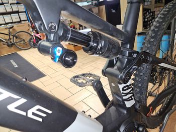 Tweedehands Whistle Custom Shimano Deore XT 2026 Mountainbike — afbeelding 5 van 6