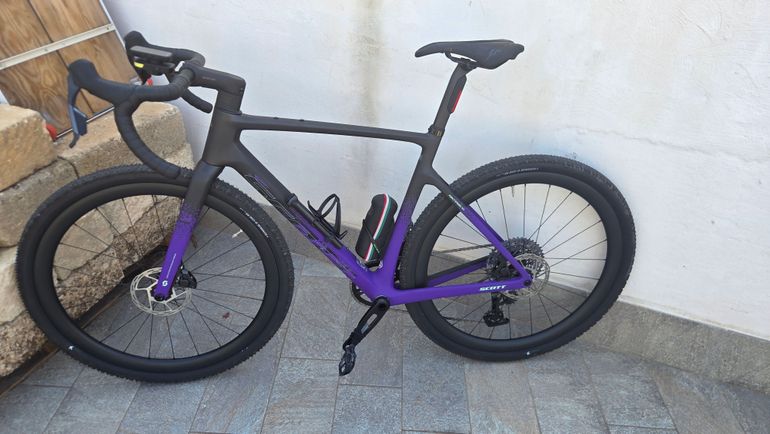 Used Scott Addict Gravel 20 2026 2025 Road & Gravel, Purple — image 4 of 5