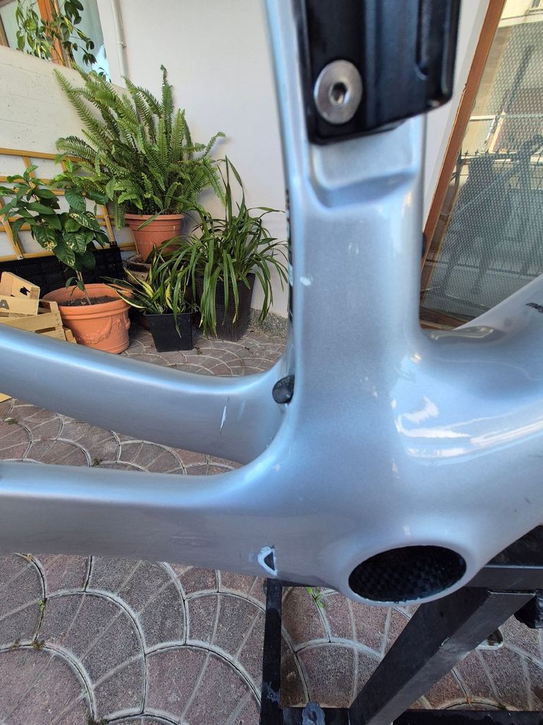 Brugt Megamo PULSE ELITE 05 SH12 2023 Frameset 2023 Road & Gravel — billede 8 af 9