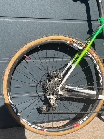 Used All-City Custom SRAM Rival 2017 Road & Gravel, Green — image 2 of 5