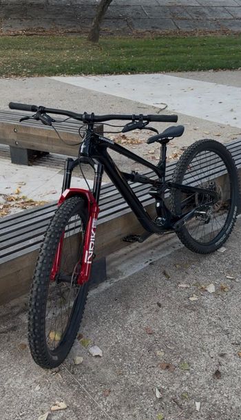Gebrauchtes Cannondale Habit 4 CF 2025 Mountainbike, Schwarz — Bild 5 von 5
