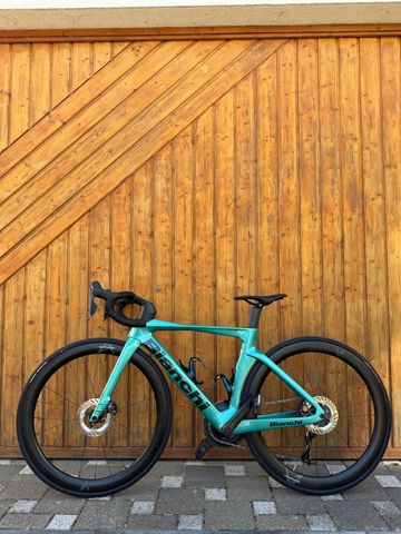 Used Bianchi Oltre Comp Ultegra Di2 2025 2025 Road & Gravel