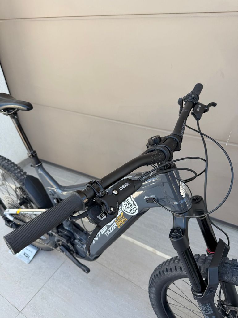 Brugt Intense TAZER ALLOY PRO 2023 2023 Mountainbike — billede 9 af 9