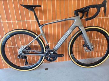 Used Cannondale Synapse Carbon 2 2026 2026 Road & Gravel, Light Gray — image 2 of 7