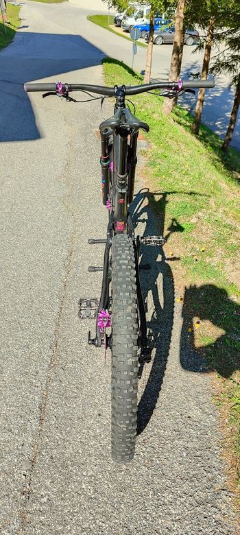 Używany Trek Slash 9.8 XT 2020 2020 Mountainbike — zdjęcie 9 z 9